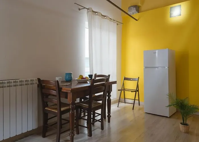 Adorno 4 - Affitti Brevi Italia 제노바